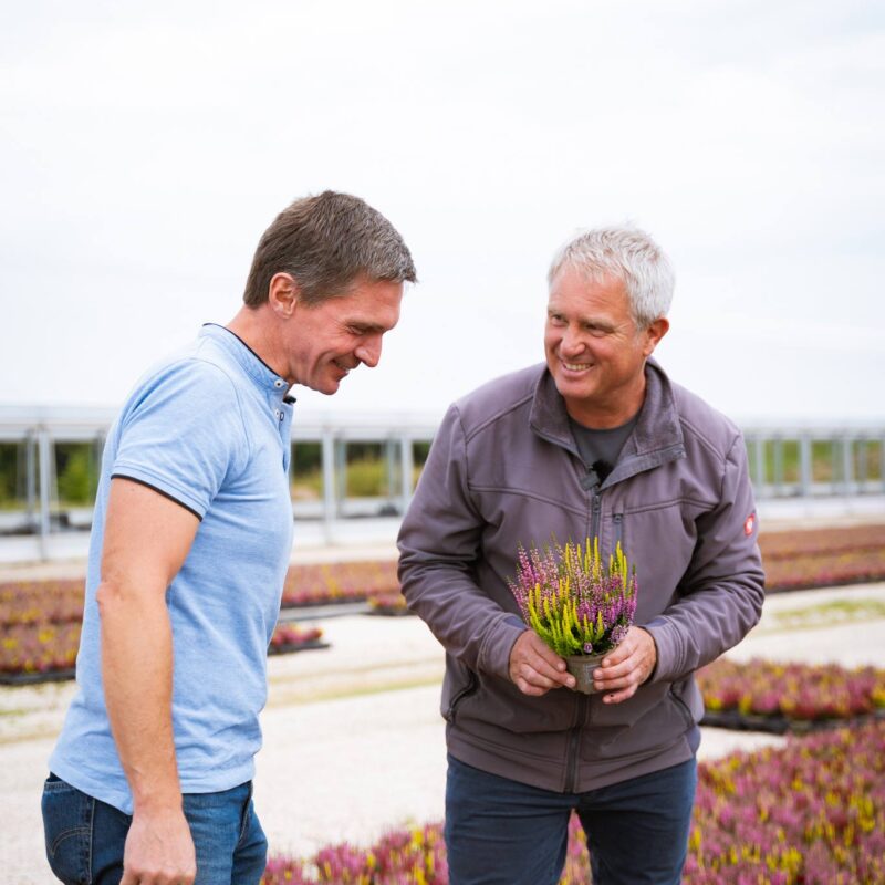 Gartenbau-Versicherung zu Besuch bei Bernhard Nill Gartenbaubetrieb